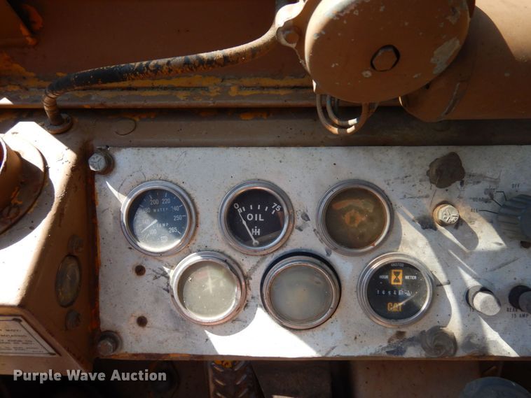 image for item MH9036 1975 Caterpillar 920  wheel loader