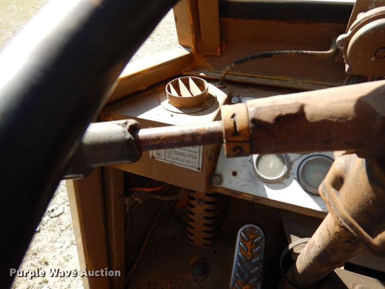 image for item MH9036 1975 Caterpillar 920  wheel loader