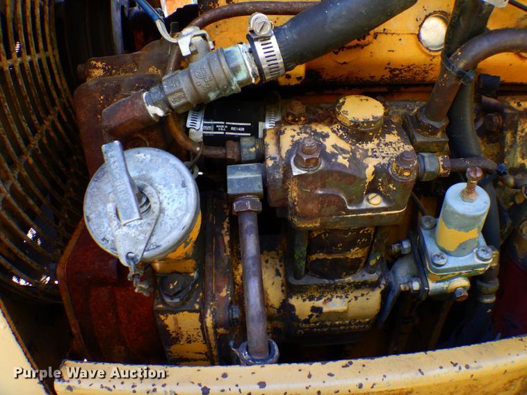 image for item MH9036 1975 Caterpillar 920  wheel loader