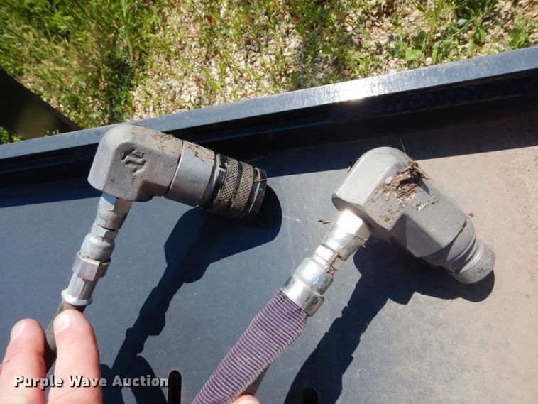 image for item MH9046 Virnig  skid steer rock grapple bucket