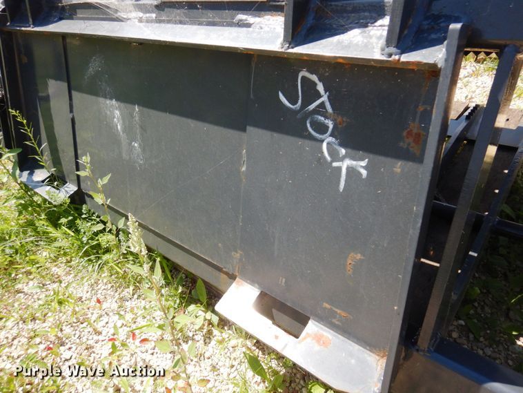 image for item MH9046 Virnig  skid steer rock grapple bucket