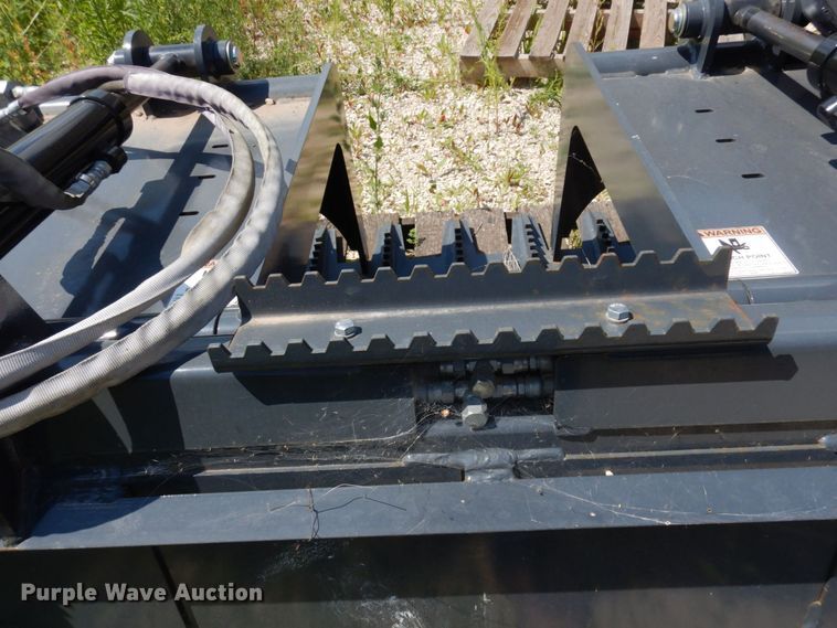 image for item MH9046 Virnig  skid steer rock grapple bucket