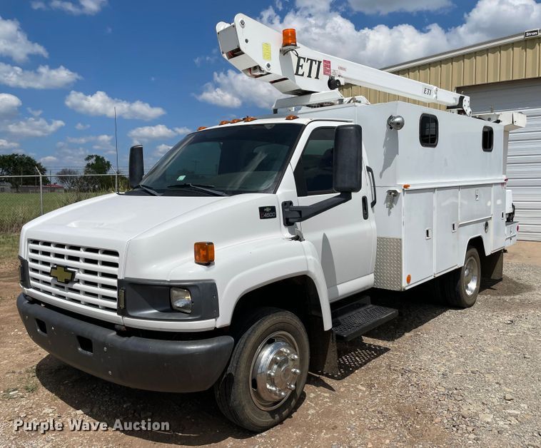 image for item MJ9064 2009 Chevrolet C4500  bucket truck