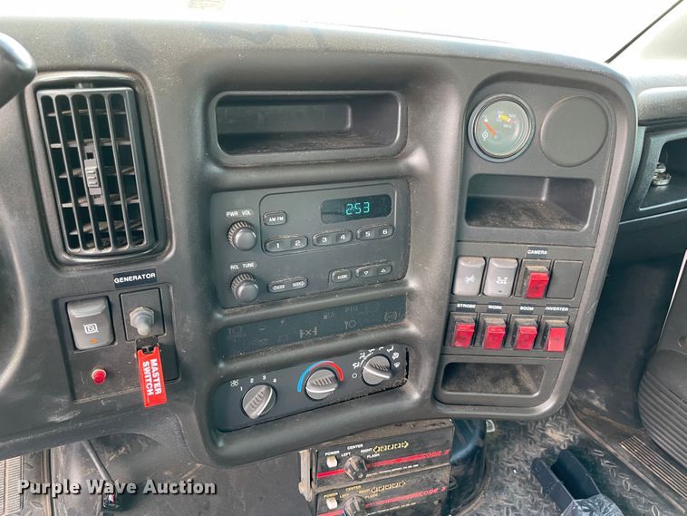 image for item MJ9064 2009 Chevrolet C4500  bucket truck