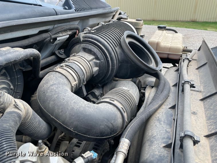 image for item MJ9064 2009 Chevrolet C4500  bucket truck