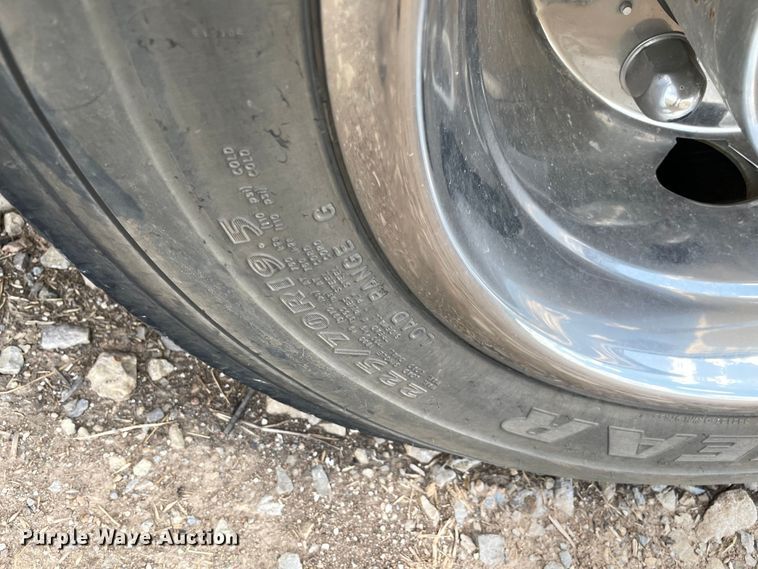 image for item MJ9064 2009 Chevrolet C4500  bucket truck