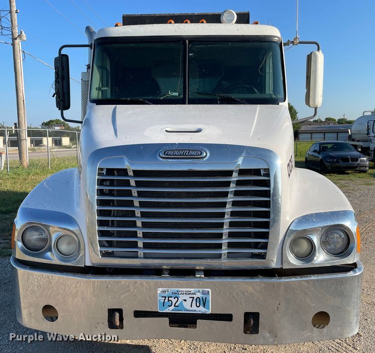 image for item MJ9114 2007 Freightliner Century Class CST120  dump truck