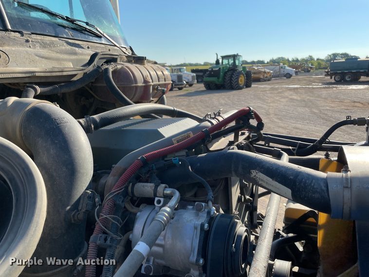 image for item MJ9114 2007 Freightliner Century Class CST120  dump truck