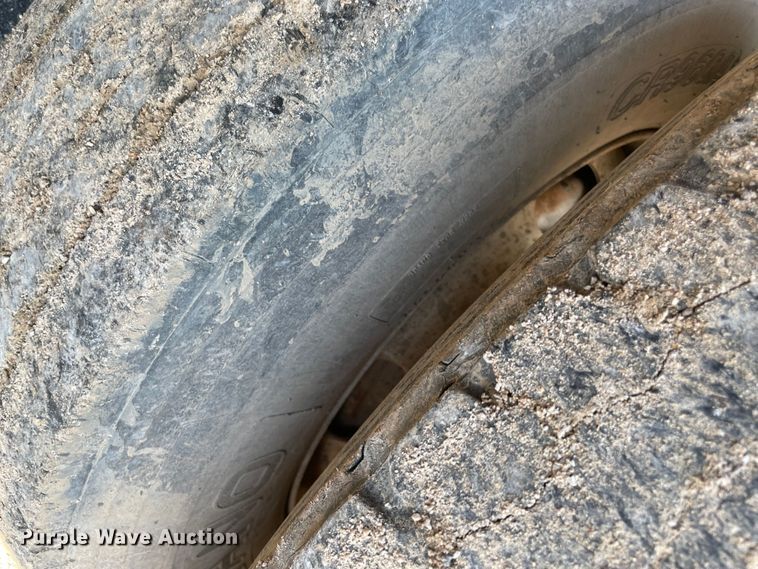 image for item MJ9114 2007 Freightliner Century Class CST120  dump truck