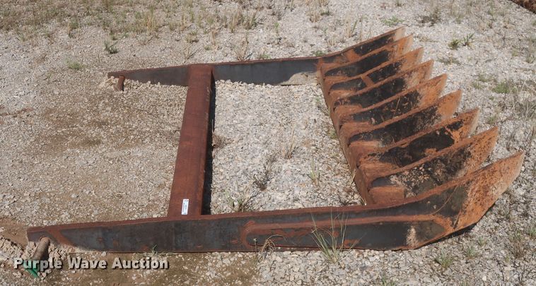 image for item MJ9119 Root rake