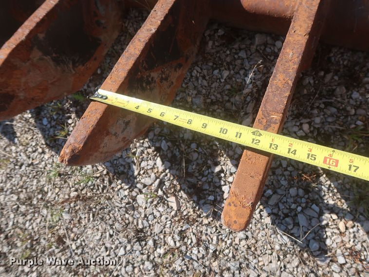 image for item MJ9119 Root rake