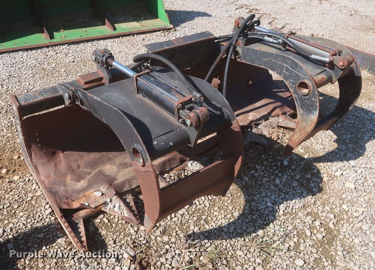 image for item MJ9121 Lucas Metal Works 6GSS-12  skid steer grapple bucket