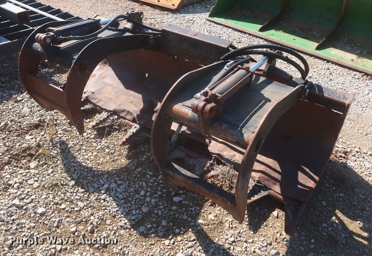 image for item MJ9121 Lucas Metal Works 6GSS-12  skid steer grapple bucket