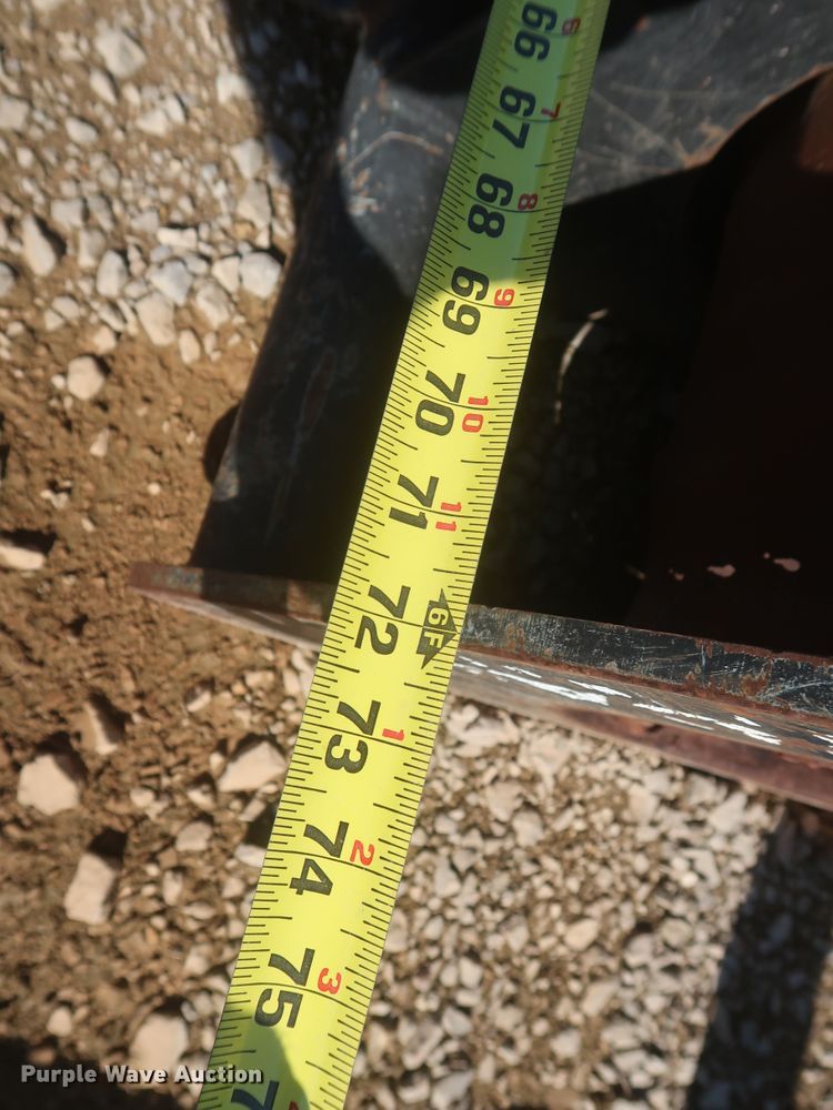 image for item MJ9121 Lucas Metal Works 6GSS-12  skid steer grapple bucket