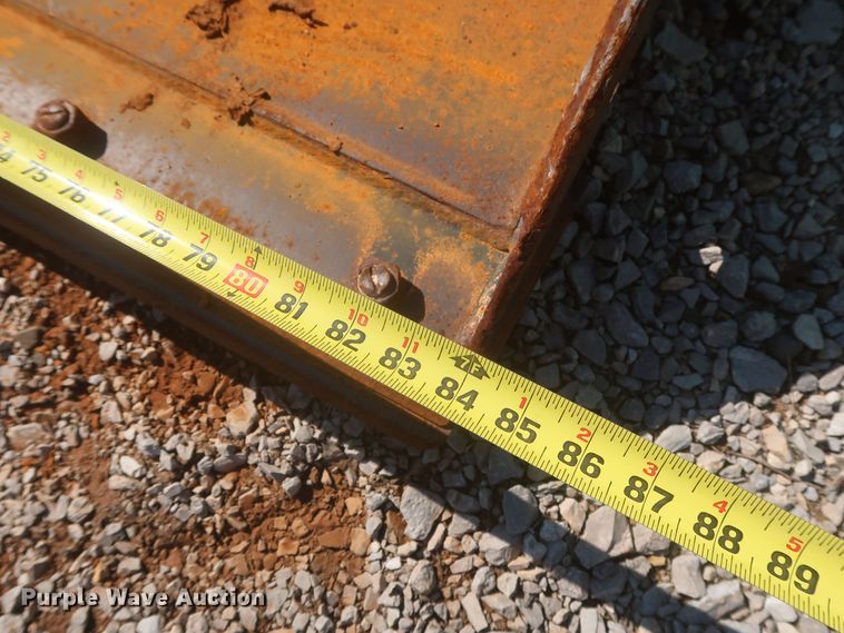 image for item MJ9122 John Deere C84  skid steer bucket