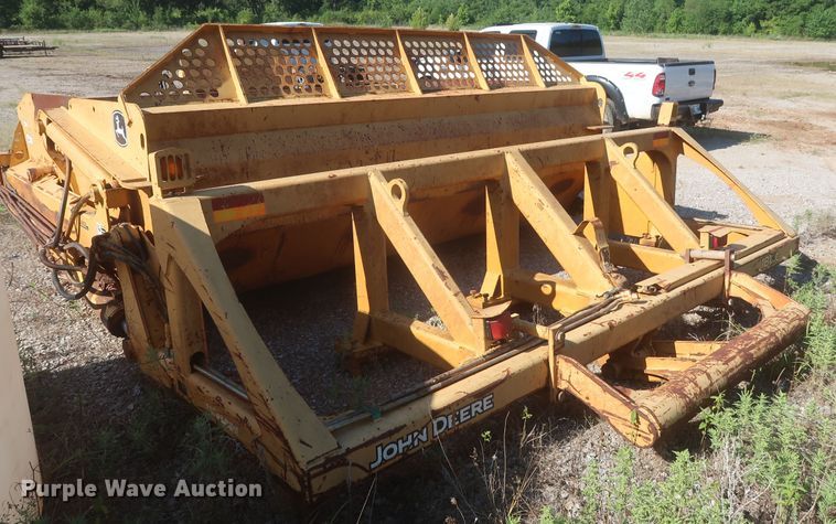 image for item MJ9129 2012 John Deere 1812C  scraper