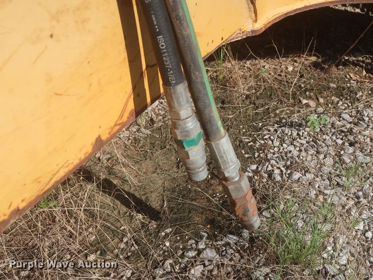 image for item MJ9129 2012 John Deere 1812C  scraper