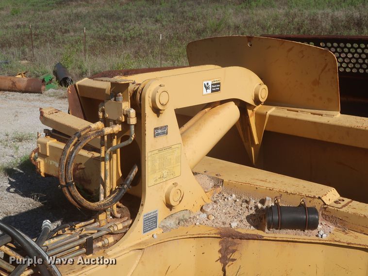 image for item MJ9129 2012 John Deere 1812C  scraper