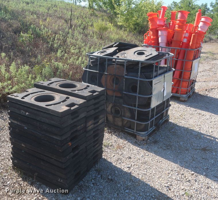 image for item MJ9136 Approximately (100) safety cones