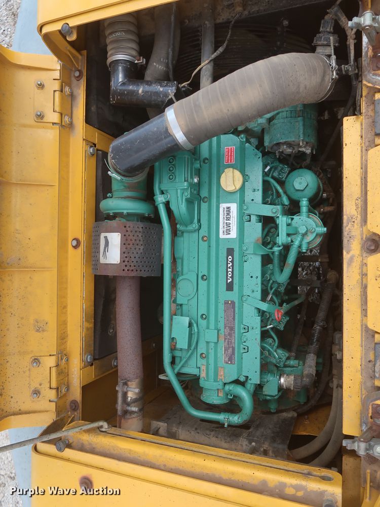 image for item MJ9138 2004 Volvo EC160BLC  excavator