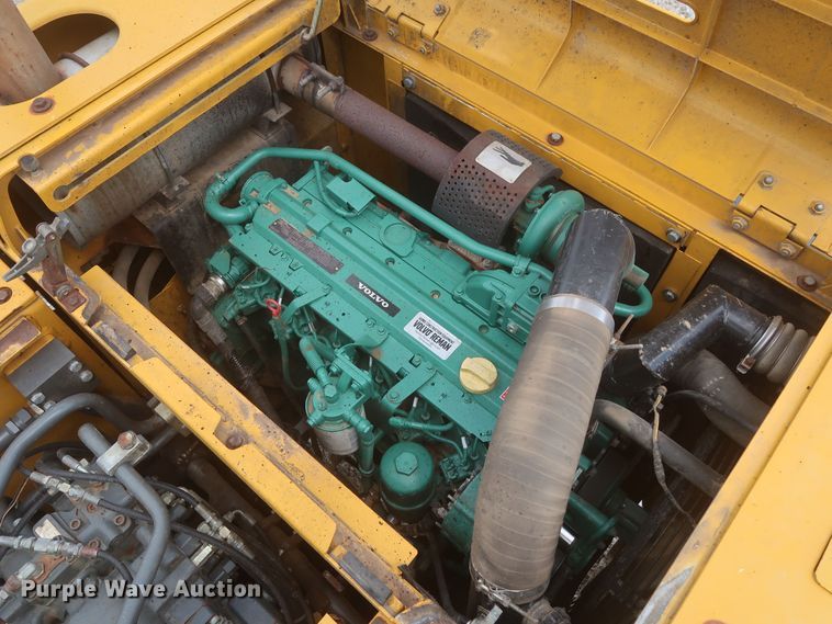 image for item MJ9138 2004 Volvo EC160BLC  excavator