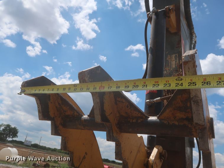 image for item MJ9138 2004 Volvo EC160BLC  excavator