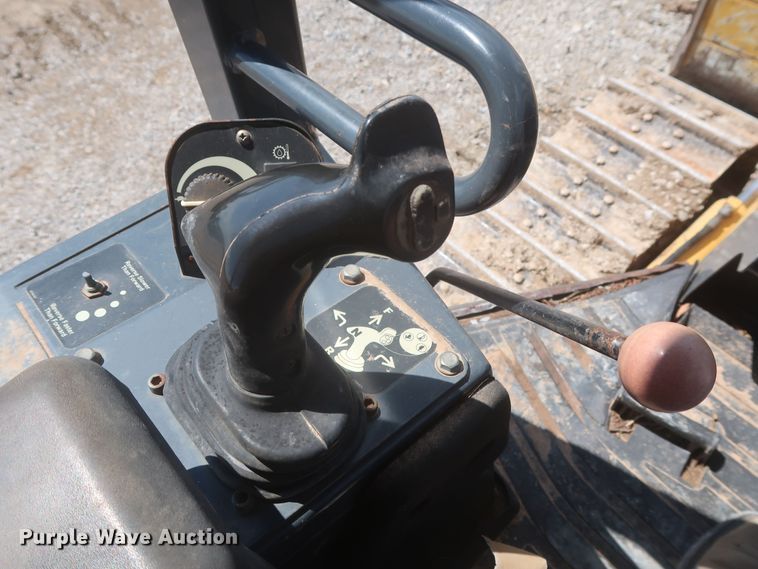 image for item MJ9139 2008 John Deere 650J LT  dozer