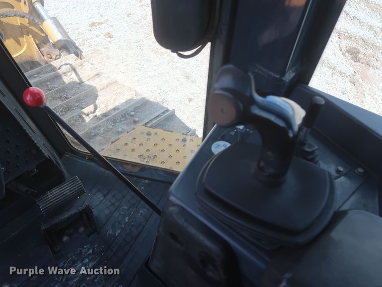 image for item MJ9141 2013 John Deere 850K  dozer