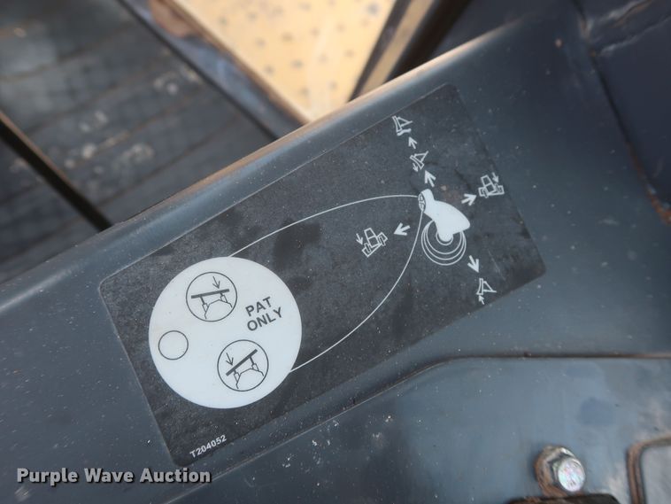 image for item MJ9141 2013 John Deere 850K  dozer