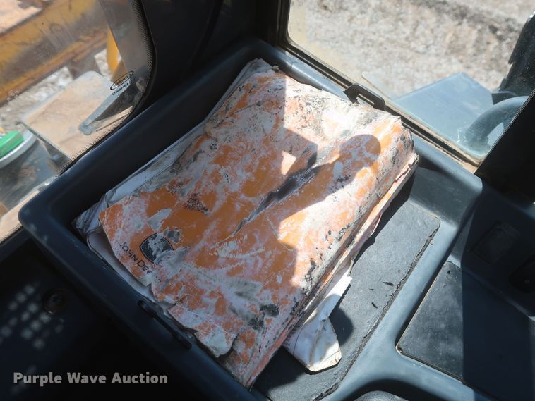 image for item MJ9141 2013 John Deere 850K  dozer