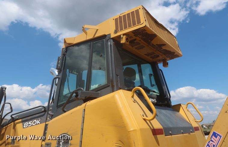 image for item MJ9141 2013 John Deere 850K  dozer