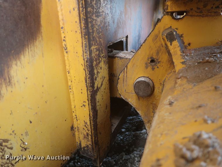 image for item MJ9141 2013 John Deere 850K  dozer