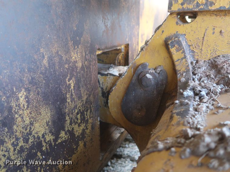 image for item MJ9141 2013 John Deere 850K  dozer