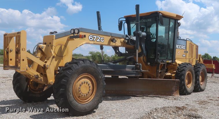 image for item MJ9142 2010 John Deere 672G  motor grader