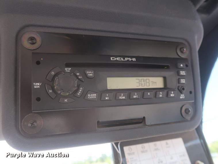 image for item MJ9142 2010 John Deere 672G  motor grader