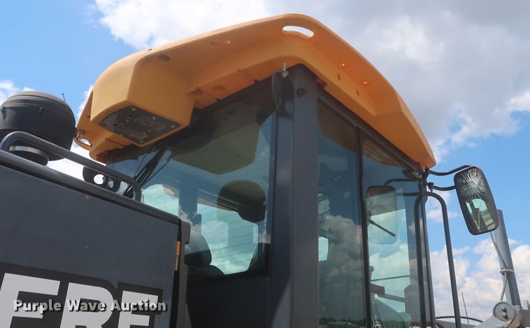 image for item MJ9142 2010 John Deere 672G  motor grader