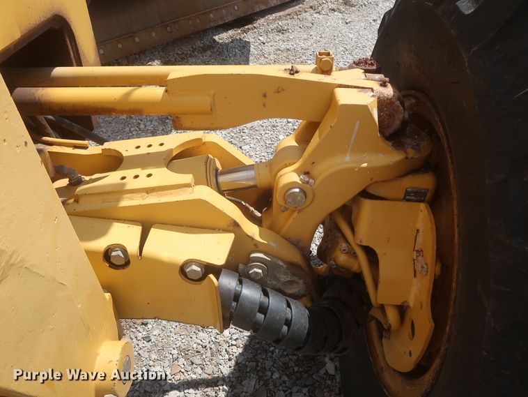 image for item MJ9142 2010 John Deere 672G  motor grader