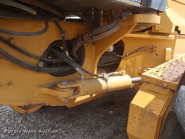 image for item MJ9142 2010 John Deere 672G  motor grader