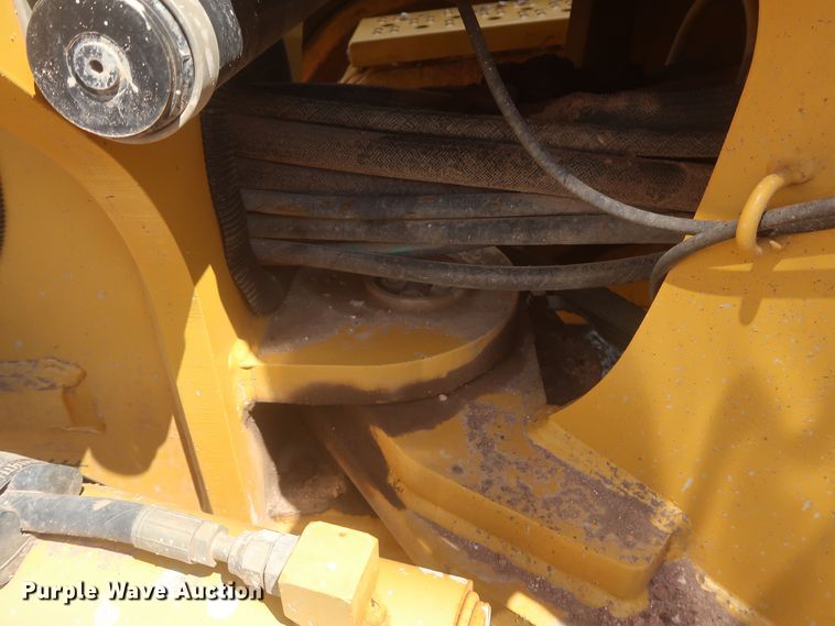 image for item MJ9142 2010 John Deere 672G  motor grader