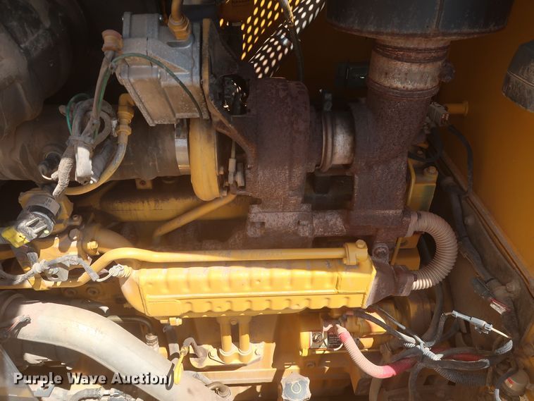 image for item MJ9142 2010 John Deere 672G  motor grader