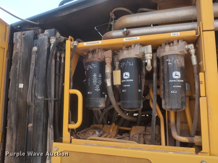 image for item MJ9142 2010 John Deere 672G  motor grader