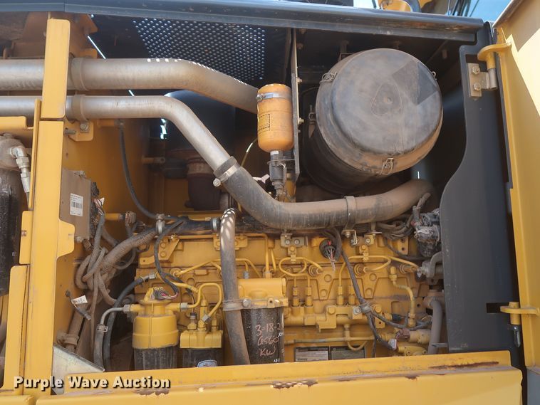 image for item MJ9142 2010 John Deere 672G  motor grader