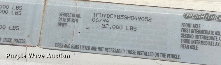 image for item MJ9143 1995 Freightliner FLD120  truck cab and chassis