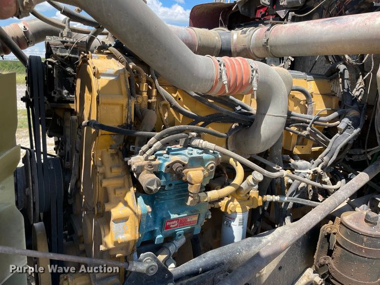 image for item MJ9144 2002 Kenworth  dump truck