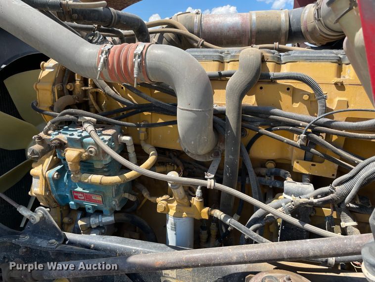 image for item MJ9144 2002 Kenworth  dump truck