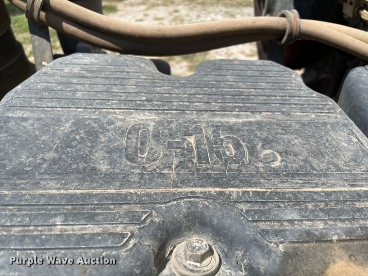 image for item MJ9144 2002 Kenworth  dump truck