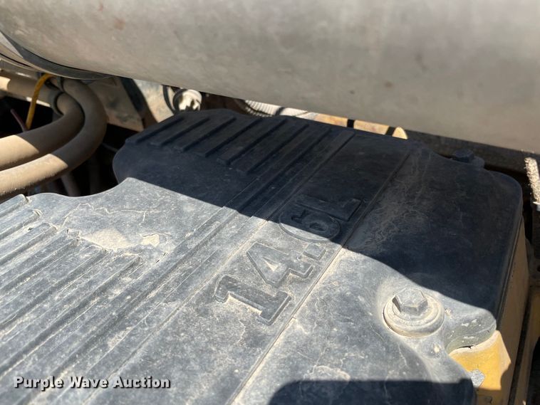 image for item MJ9144 2002 Kenworth  dump truck