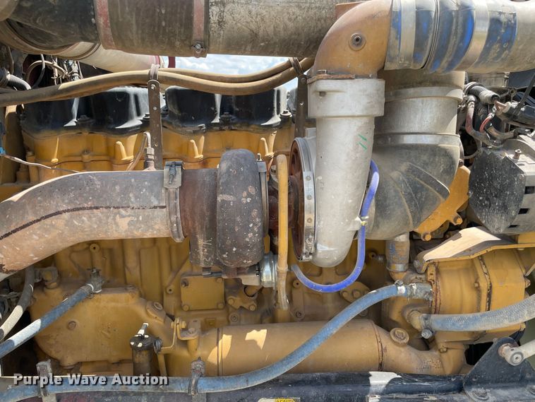 image for item MJ9144 2002 Kenworth  dump truck