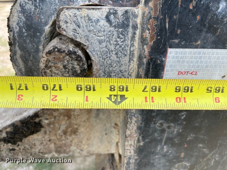 image for item MJ9144 2002 Kenworth  dump truck