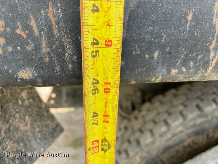 image for item MJ9144 2002 Kenworth  dump truck